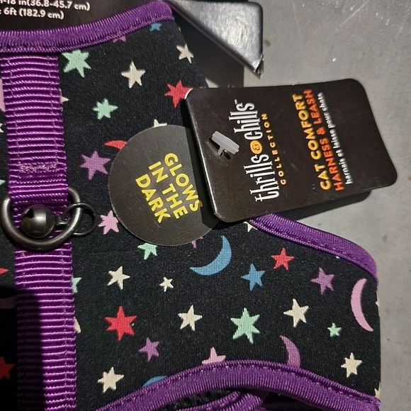 NWT Thrills & Chills Cat Comfort Harness & Leash Celestial Moons Stars Halloween - Picture 3 of 8